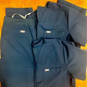 FIGS Technical Collection Scrubs